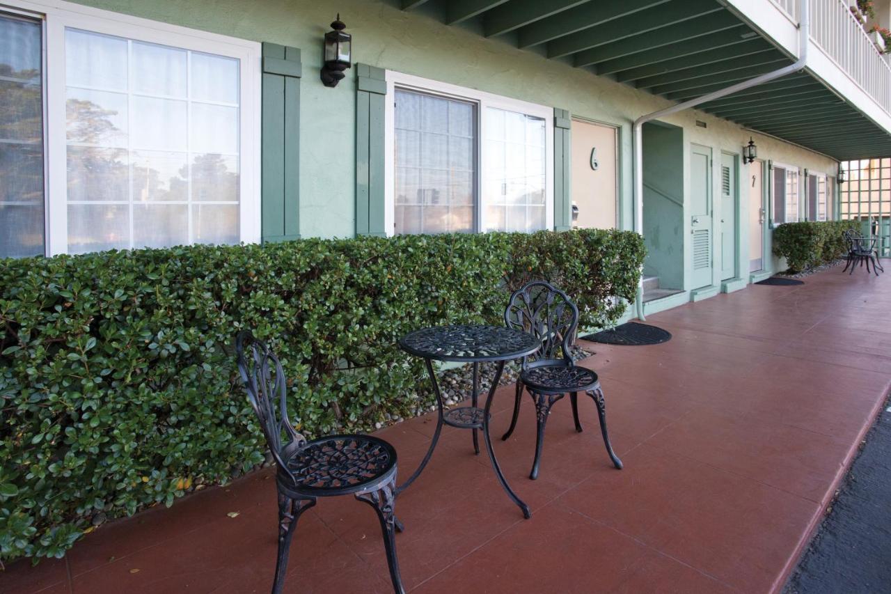 Villa Franca Inn Monterey Esterno foto